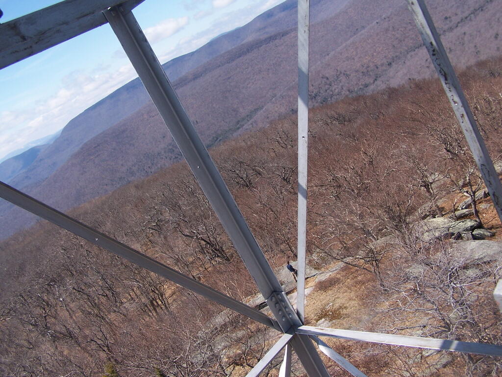 Photo: Thru Tower
