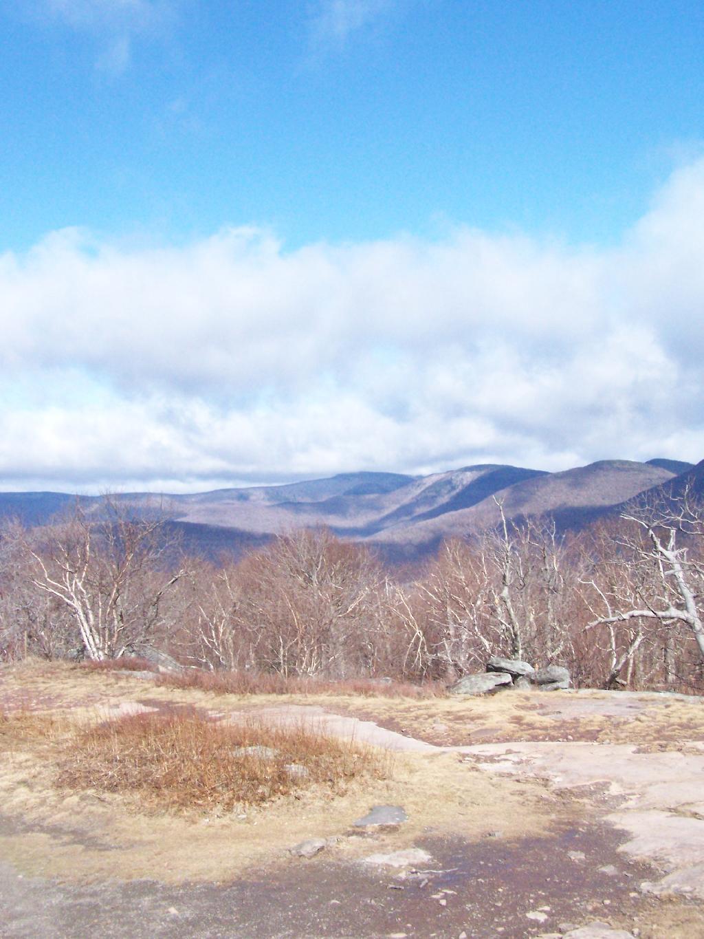 Photo: Towards Devils Path Ridge