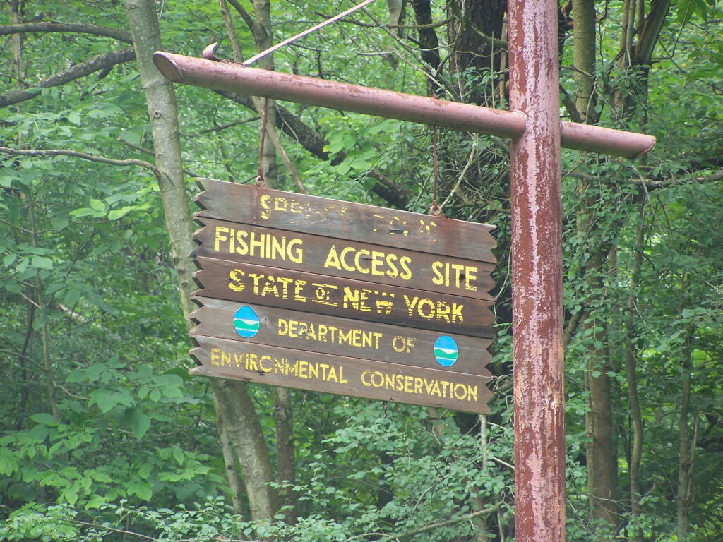 Photo: Spruce Pond Sign