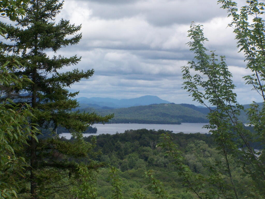 Photo: Towards Cascade Mountain