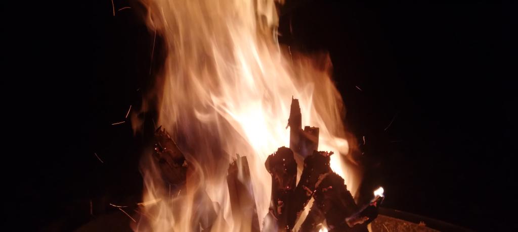 Photo: Warmth by the fire 🔥 Photo: Warmth by the fire 🔥