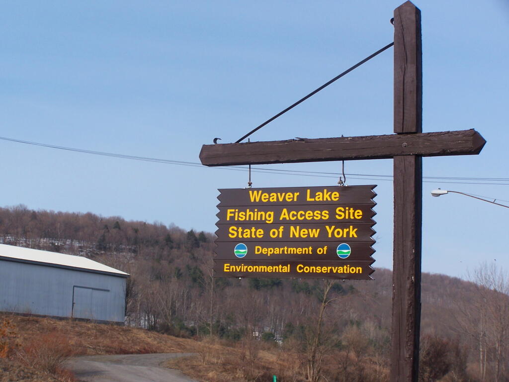 Photo: Weaver Lake Fishing Access Site Sign
