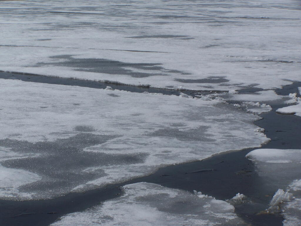 Photo: Breaking Up Ice on Lake Photo: Breaking Up Ice on Lake