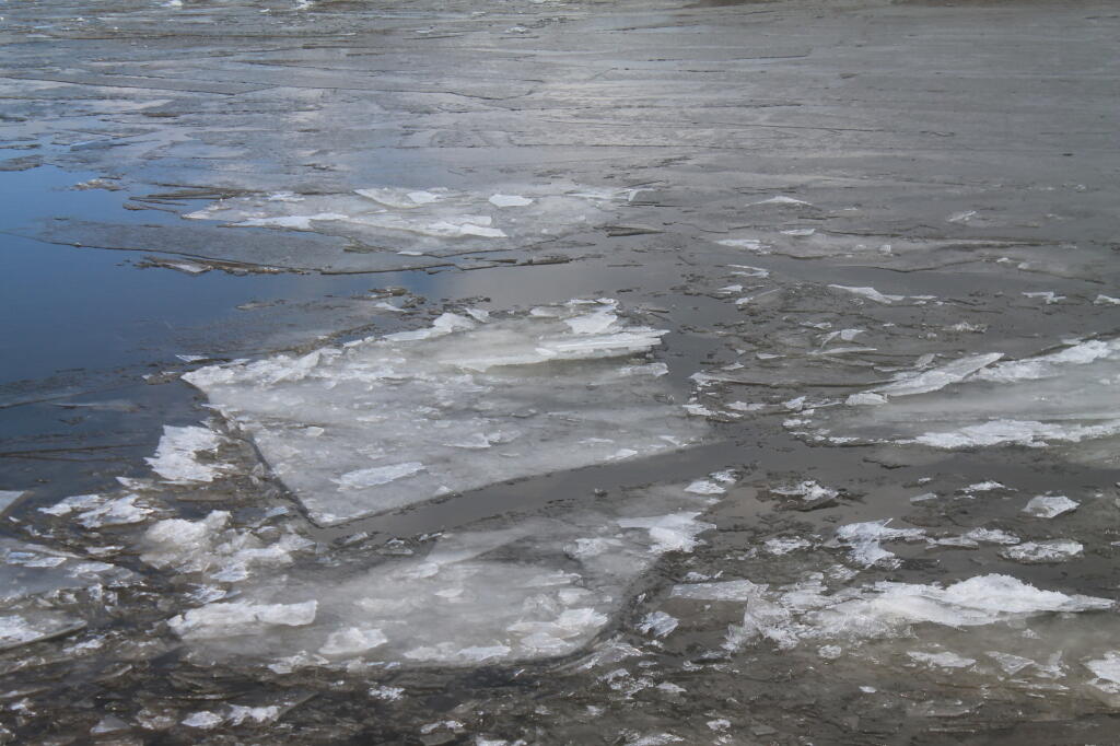 Photo: Flowing North Photo: Flowing North
