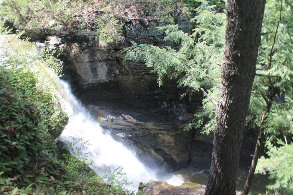 Photo: Middle Falls Photo: Middle Falls