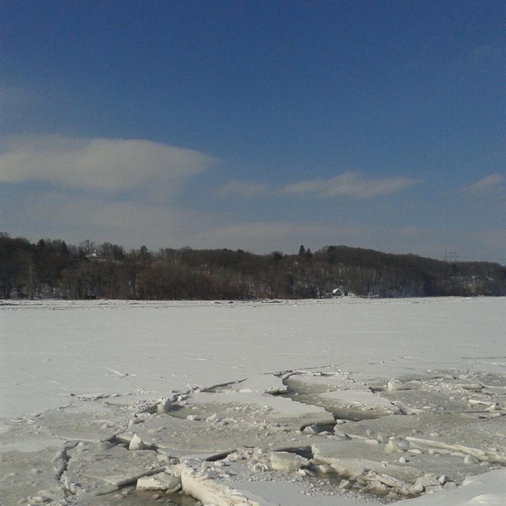Photo: Hudson River on a warm winter day