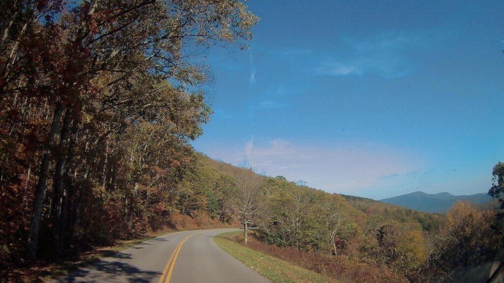 Photo: Heading Down Past Humpback Rocks Photo: Heading Down Past Humpback Rocks