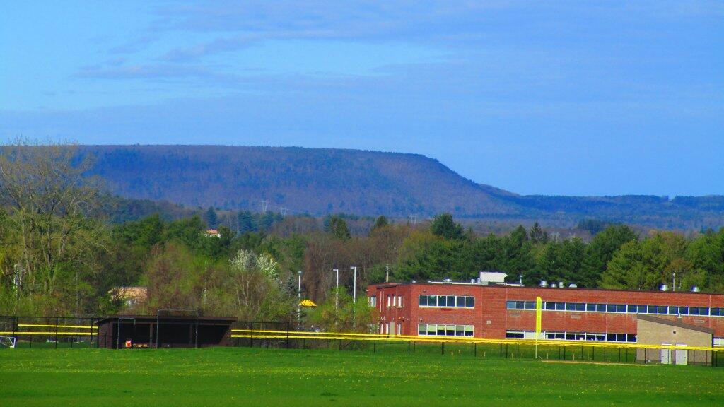 Photo: Bennett Hill Photo: Bennett Hill